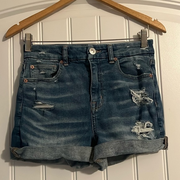 American Eagle Curvy Hi Rise Shortie Jean Shorts Size 2 - Picture 1 of 4